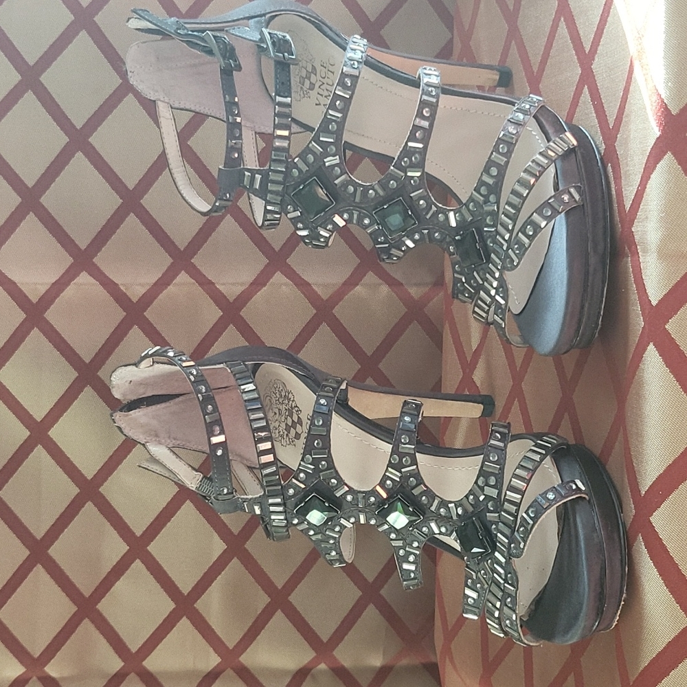 VINCE Camuto dressy Sandal